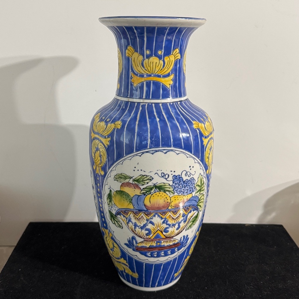 Vintage Chinese Porcelain hand Painted Enamel Fruit Basket. Chinoiserie Blue 12”